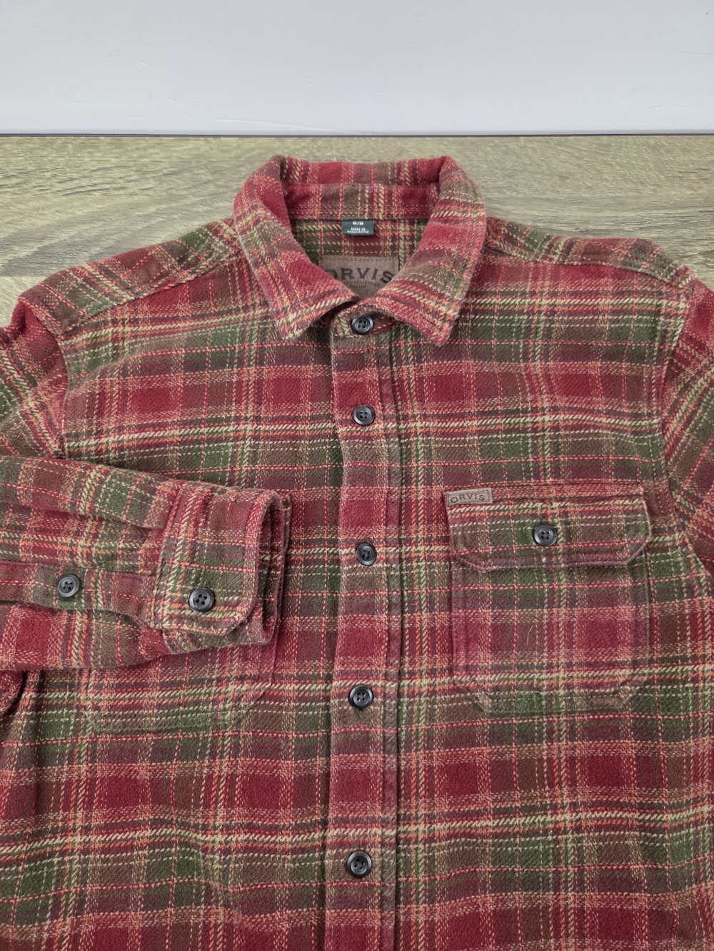Orvis Flannel Shacket Shirt Men's Medium Red Plaid Long Sleeve Outdoors Hiking